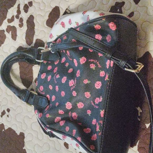 Juicy Couture purse - Picture 4 of 14